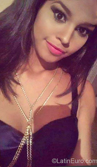 Date this hard body Venezuela girl Cleudy from El Tigre VE1726