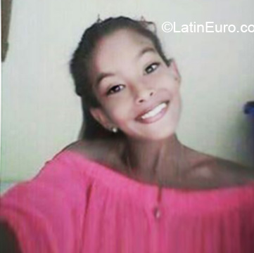 Date this hot Venezuela girl Karlen from Ciudad Boliva VE1797