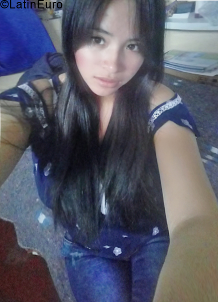 Date this young Peru girl Nataly from Arequipa PE1307