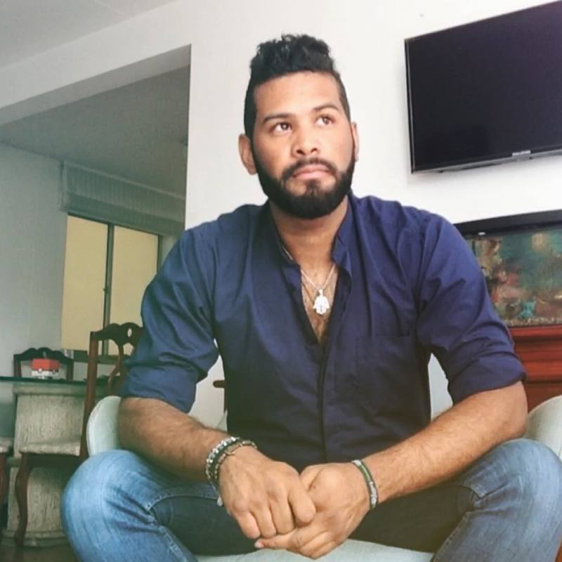 Date this tall Colombia man Harold from Bogotá CO24096