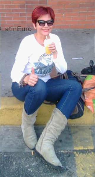 Date this voluptuous Venezuela girl Keritzia from Merida VE1777