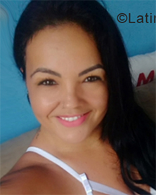 Date this hard body Brazil girl Tiania from Cariacica BR10606