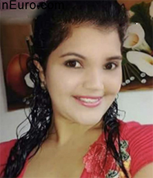 Date this sultry Venezuela girl SARAH from Merida VE1836