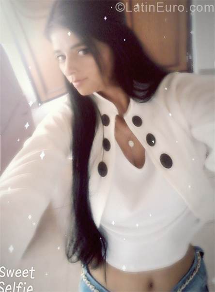 Date this funny Colombia girl Patty from Chia CO25178