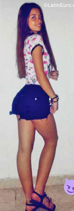 Date this good-looking Colombia girl Sara from Medellin CO24293