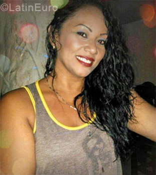 Date this lovely Venezuela girl Jackelline from Valencia VE1864