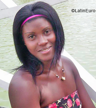 Date this cute Cuba girl Yasmile from Matanzas CU375