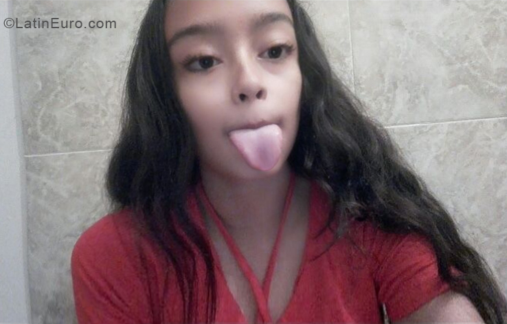 Date this passionate Venezuela girl Daniela from Barinas VE1889