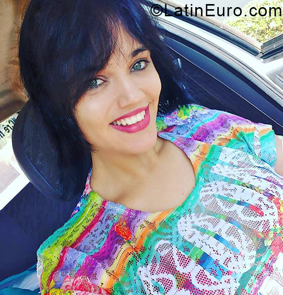 Date this fun Brazil girl Ana from nova brasilandia BR10667