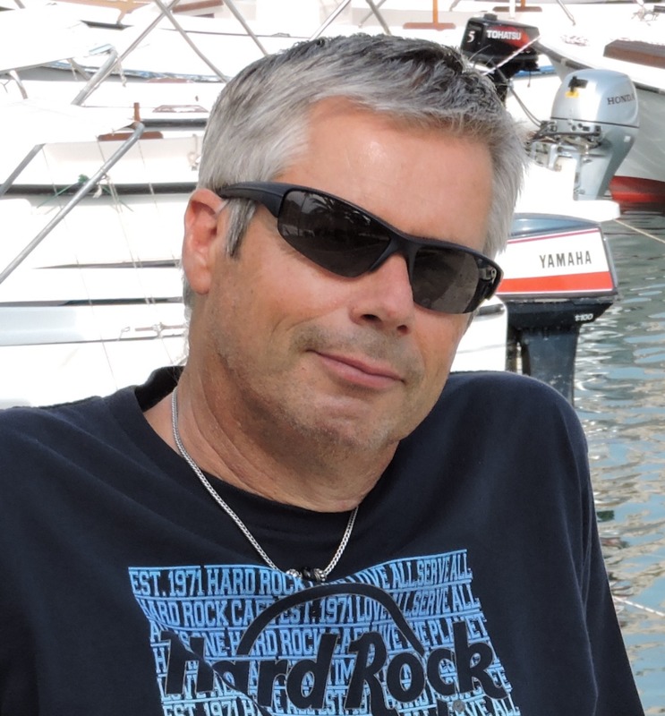 Date this hard body Switzerland man Ronaldo from zurich CH162