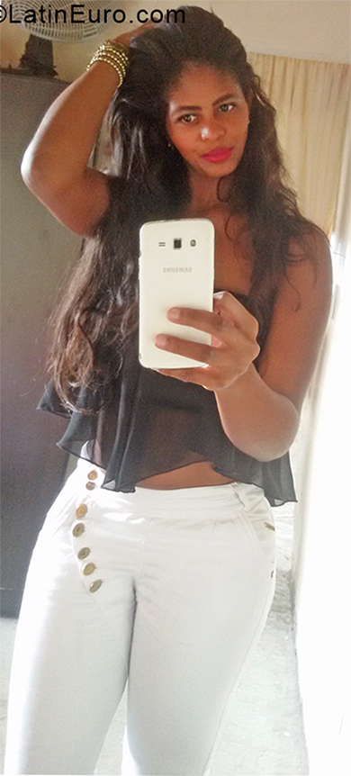 Date this passionate Colombia girl Liz from Medellin CO24407