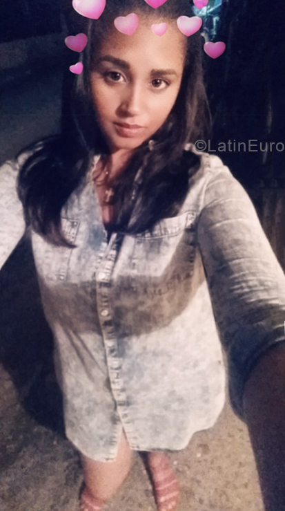 Date this sensual Dominican Republic girl Patricia from Puerto plata DO33252