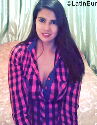 Date this good-looking Colombia girl Yolis from Cajica CO24478