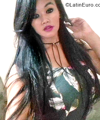 Date this foxy Brazil girl Indiraityy from Salvador BR10692