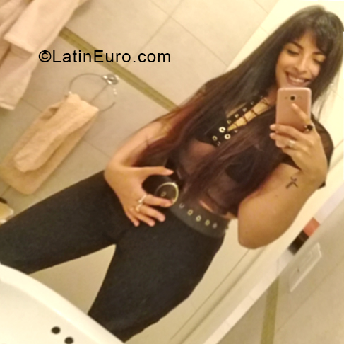 Date this sensual Argentina girl Luli from Cordoba AR163