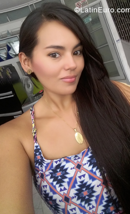 Date this beautiful Colombia girl Maleja from Villavicencio CO24507