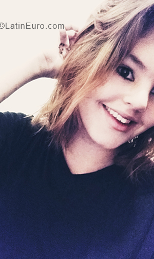 Date this passionate Brazil girl Beccah from Sao Paulo BR10701