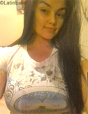 Date this foxy Venezuela girl Eliz from Zulia VE1959