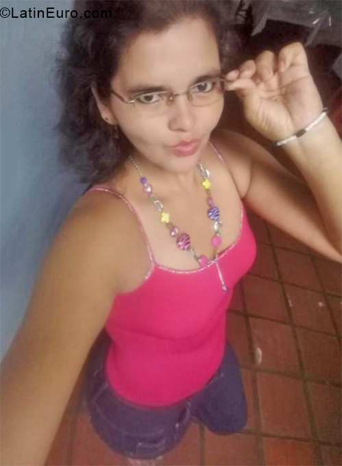 Date this passionate Venezuela girl Esmeralda from San Cristobal VE1972