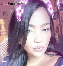 Date this hard body Dominican Republic girl Laura from Santo Domingo DO33408
