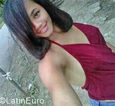Date this georgeous Dominican Republic girl Katherine from Nagua DO33489
