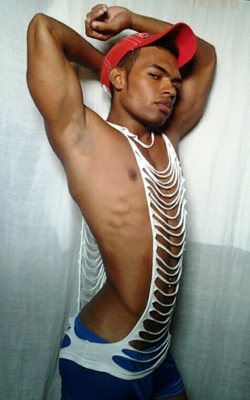 Date this passionate Cuba man PatrickLooking from Santiago De Cuba CU430