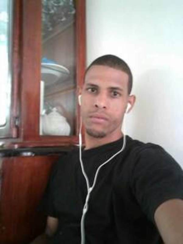 Date this lovely Dominican Republic man Estarlin from La Vega DO33566