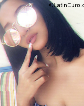 Date this foxy Dominican Republic girl Mayelin from Bonao DO33577