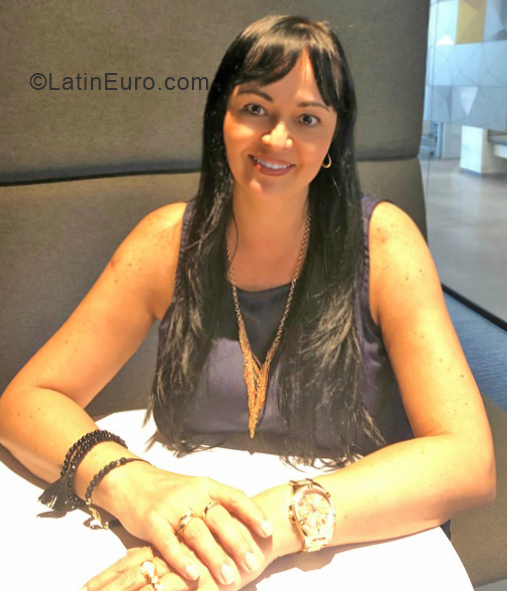 Date this cute Colombia girl Opina from Medellin CO24688