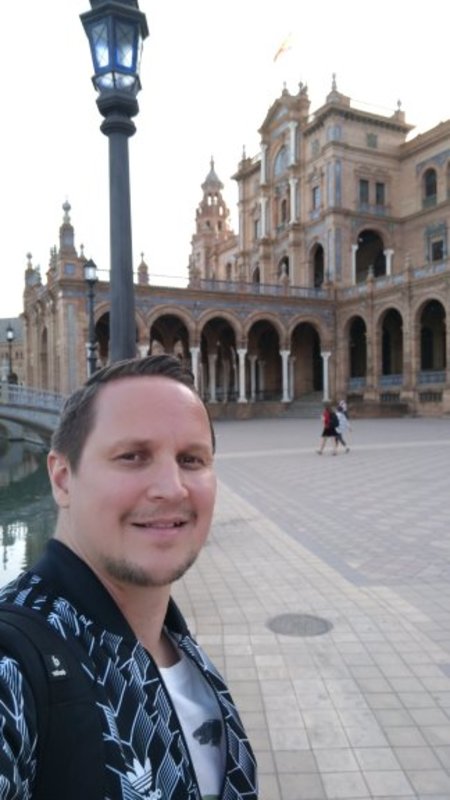 Date this athletic Spain man Leo from Las Palmas ES448