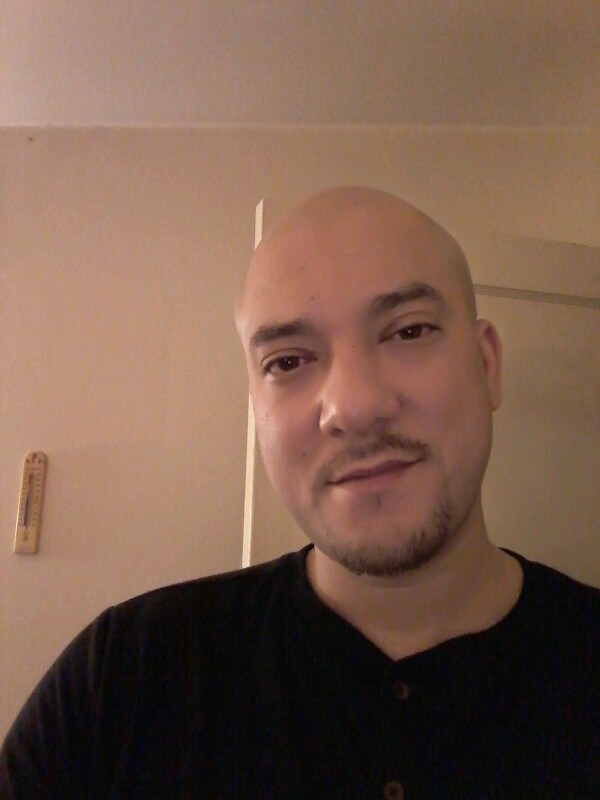 Date this tall United States man Bobby8767877889 from West New York US19722