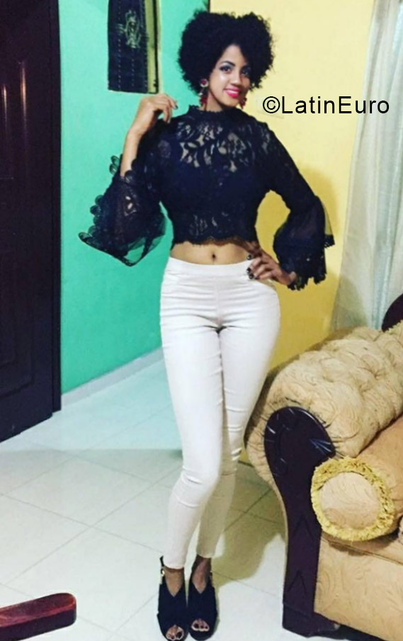 Date this exotic Dominican Republic girl Norisil from Nagua DO33841