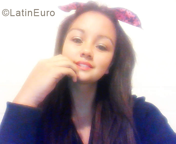 Date this delightful Chile girl Berta from San Felipe CL127