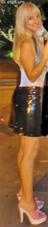 Date this sensual Brazil girl Fafi from Petropolis BR10758