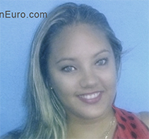 Date this tall Cuba girl Ruheine from Sagua La Grande CU471