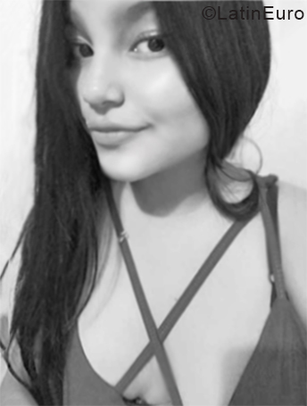 Date this good-looking Colombia girl Luisa from Popayan CO24910