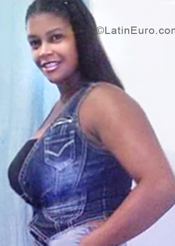 Date this georgeous Colombia girl Diana from Cali CO24917