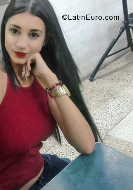 Date this tall Colombia girl Stefana from Bogota CO25072