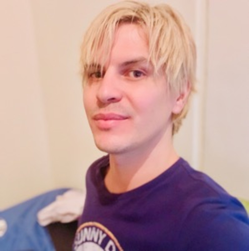 Date this beautiful Colombia man William from Bogota CO24974