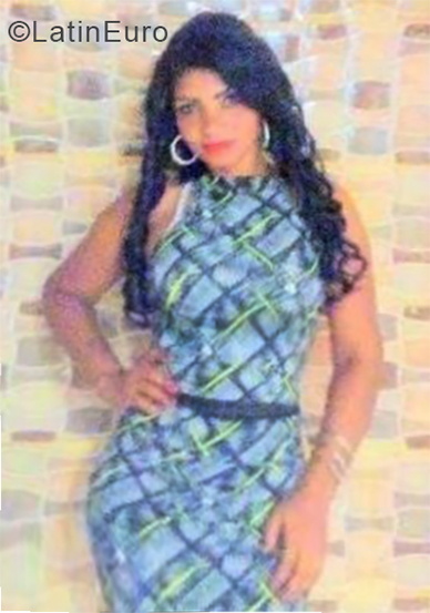 Date this delightful Dominican Republic girl Ana from Santiago DO34968
