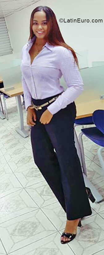 Date this stunning Dominican Republic girl Rous from Puerto Plata DO34173