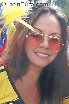 Date this foxy Colombia girl Angie from Bogota CO25039