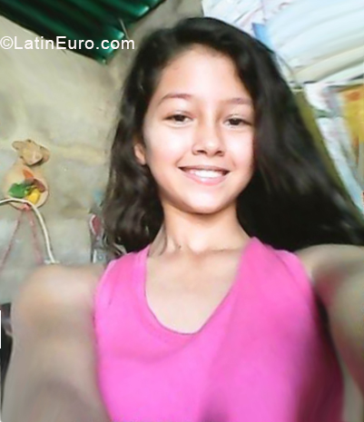 Date this hard body Venezuela girl Elizbeth from El Vigia VE2232