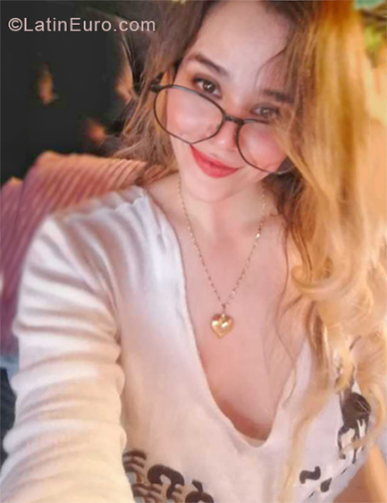 Date this cute Colombia girl Marisol from BUCARAMANGA CO25261