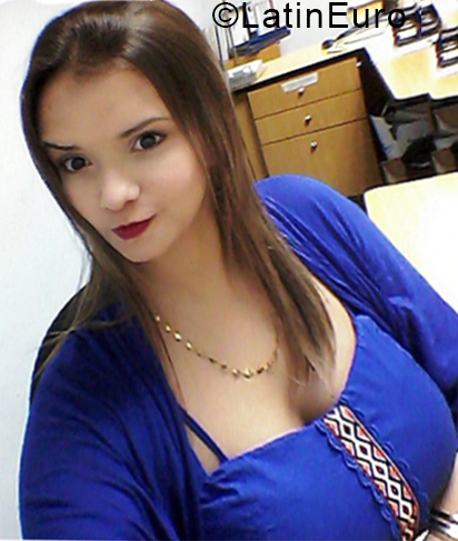 Date this passionate Venezuela girl Cindy from Chacao VE2263