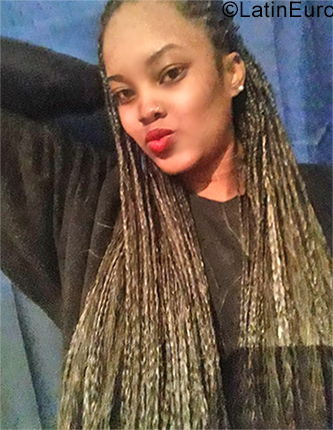 Date this hot Argentina girl Alexandra from Buenos Aires AR184