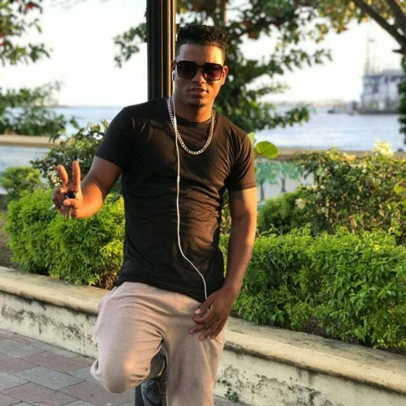 Date this delightful Dominican Republic man Ezequiel silves from San Pedro De Macoris DO34614