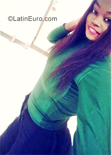 Date this beautiful Dominican Republic girl Freez from San Pedro De Mcoris DO34680