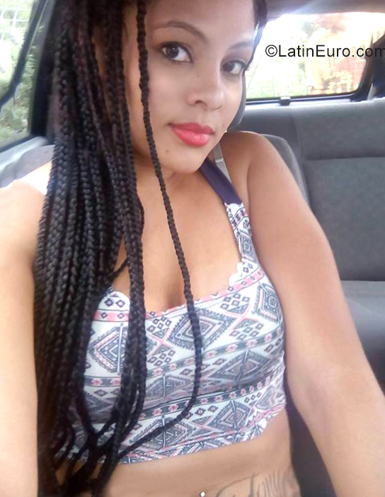 Date this fun Colombia girl Juliet from Medellin CO25378