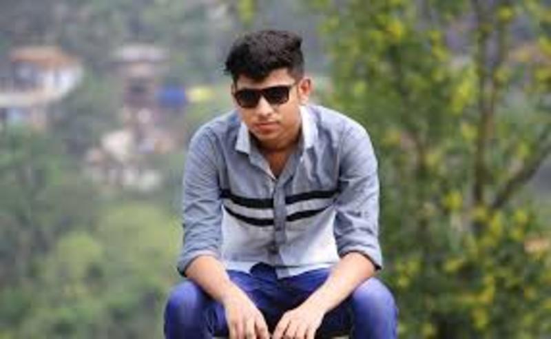 Date this nice looking Venezuela man Adrian from Caracas VE2381